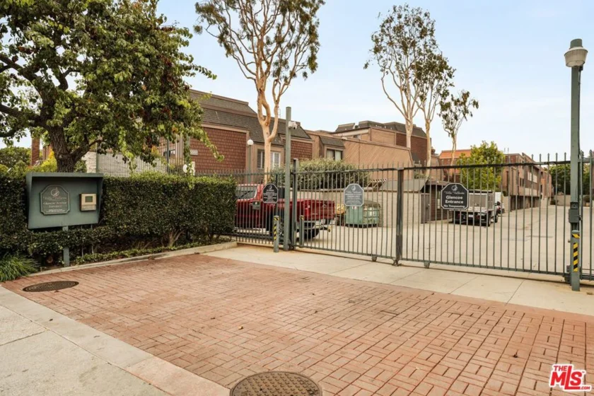 4600 Glencoe Avenue #2 photo 16