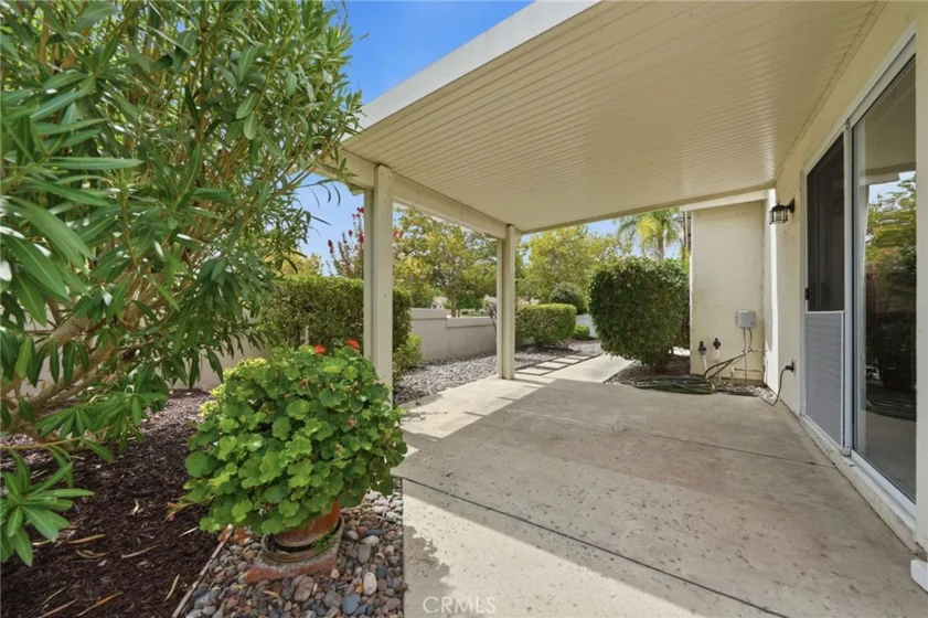 40492 Via Amapola photo 27