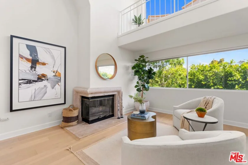 390 S Sepulveda Boulevard #409 photo 13