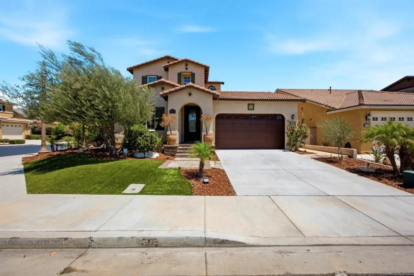 39096 Clear Creek Lane photo 2
