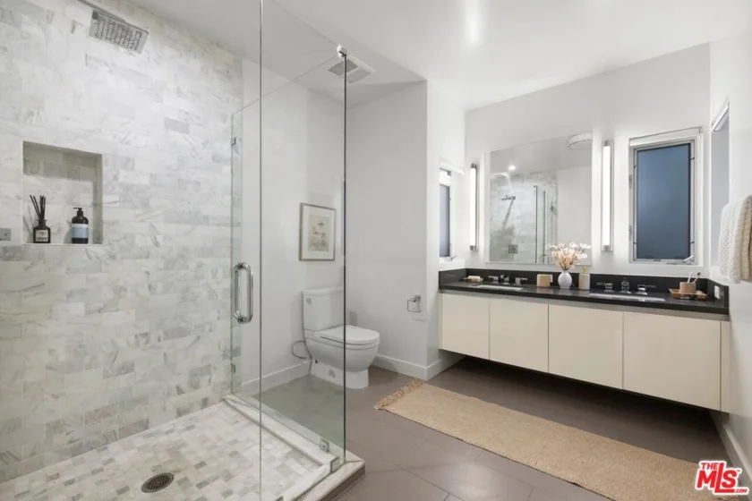 616 N Croft Avenue #2 photo 12