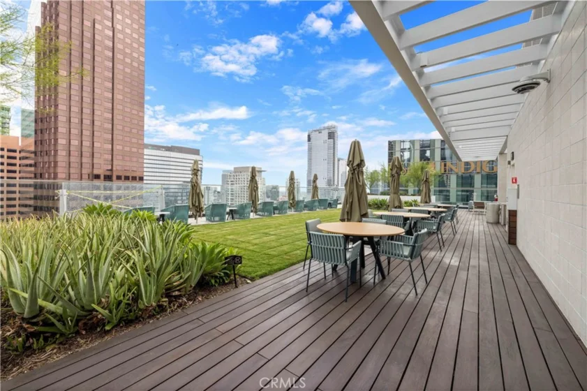877 Francisco Street #4111 photo 28