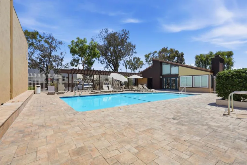 3454 Castle Glen Drive #151 photo 32