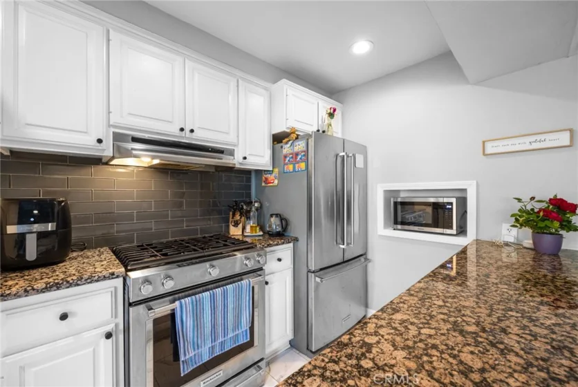 1800 W Gramercy #14 photo 8