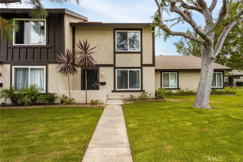11086 Bragg Way photo 1