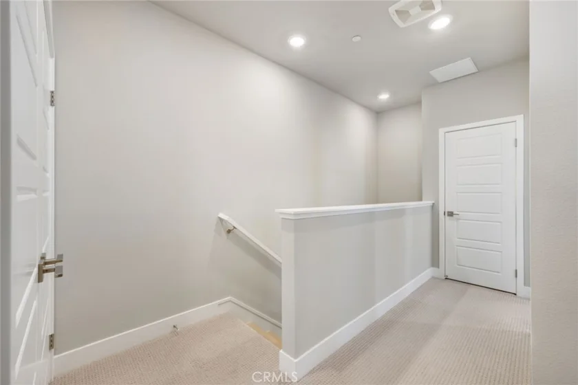 1460 W Sunrise Lane photo 20