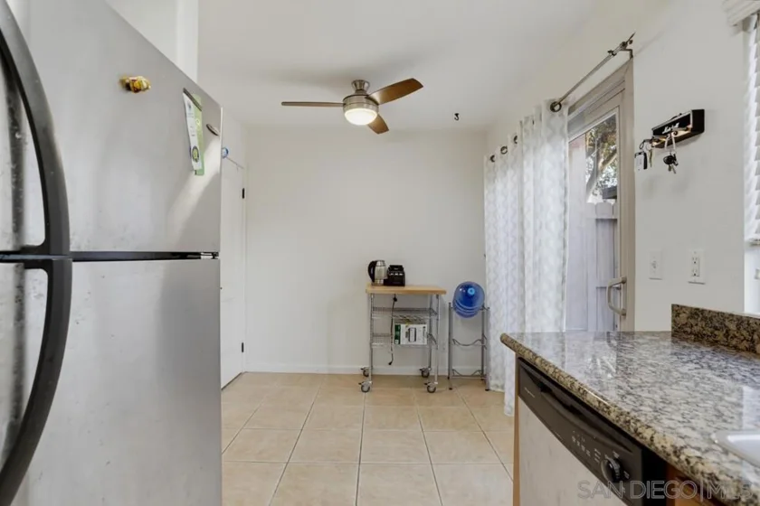 1451 N Broadway #B photo 8