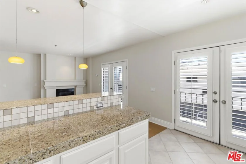 11838 Kiowa Avenue #203 photo 5
