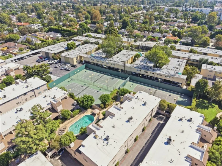15207 Magnolia Boulevard #119 photo 49