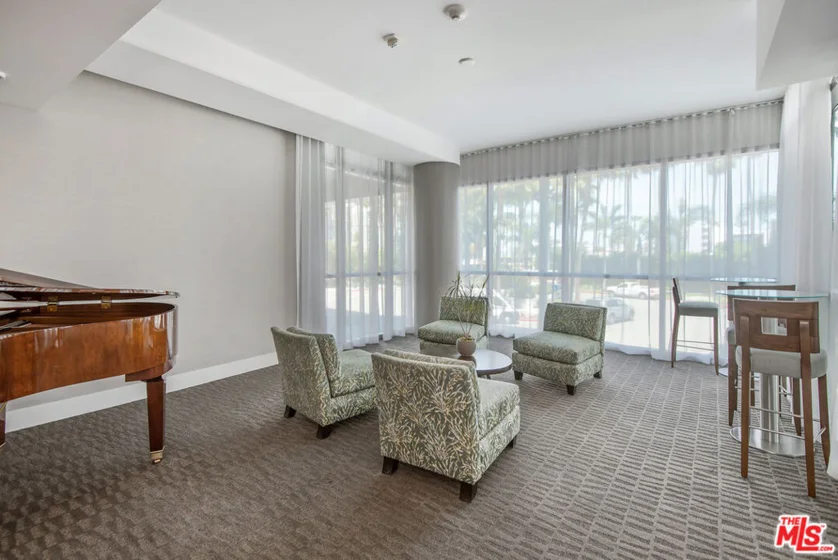 13650 Marina Pointe Drive #404 photo 44