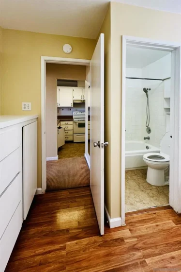 3254 Ashford Street #H photo 3