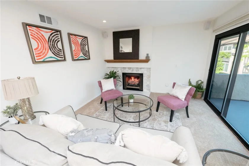 6716 Clybourn #238 photo 1
