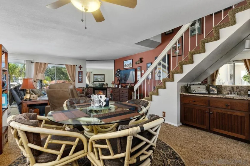 2520 Navarra Drive #C photo 20