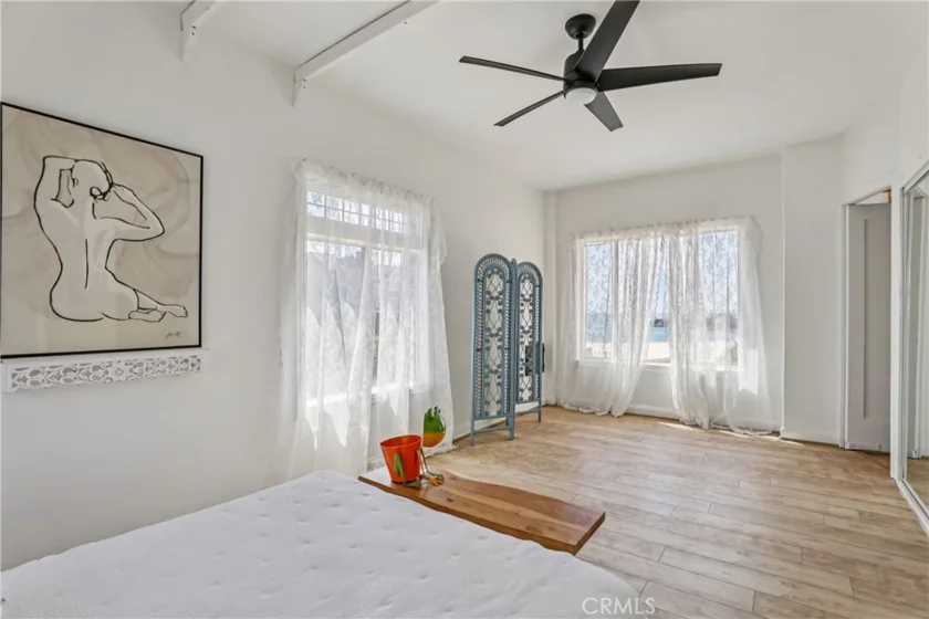 1030 E Ocean Boulevard #401 photo 14