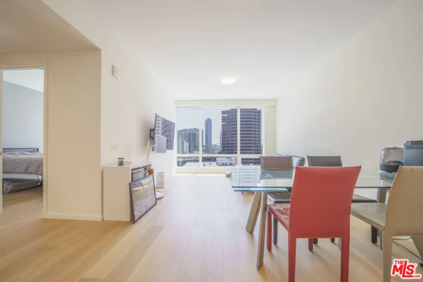 877 Francisco Street #1208 photo 24