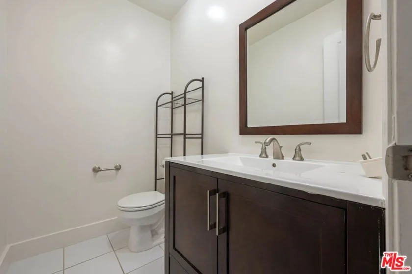 1515 S Beverly Drive #201 photo 10
