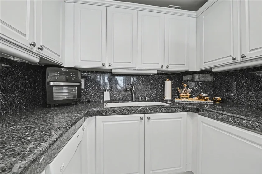 525 E Seaside Way #1109 photo 19