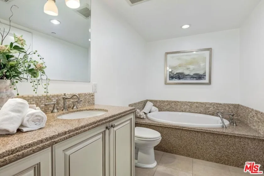 11715 Chenault Street #102 photo 20