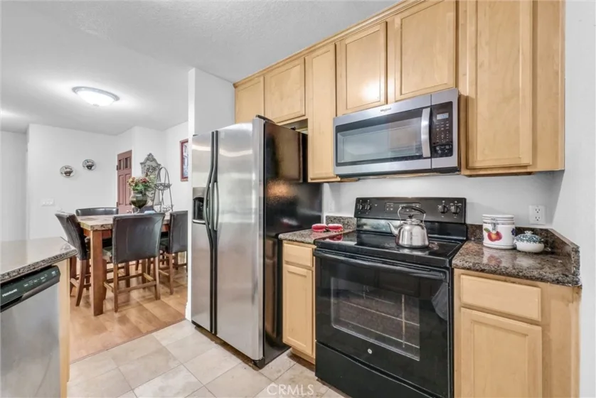 2425 Del Mar photo 4