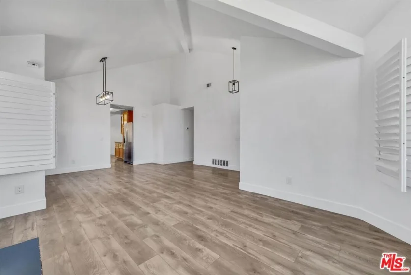 24445 Camino Vasco photo 6