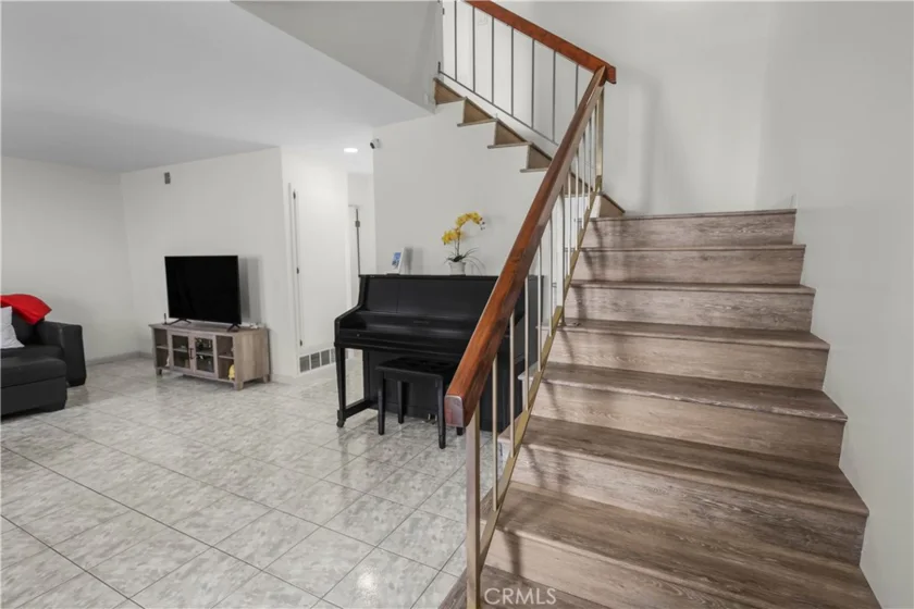1401 W Cerritos #64 photo 9