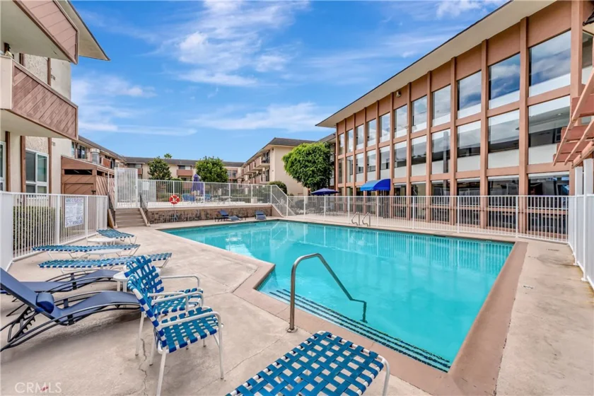 5585 E Pacific Coast Hwy #342 photo 17