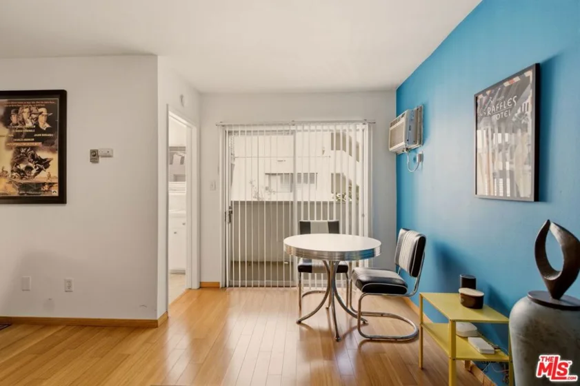 960 Larrabee Street #117 photo 4