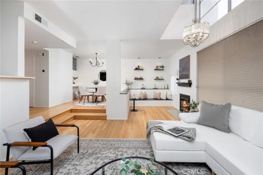 520 S Barrington Avenue #116 photo 6