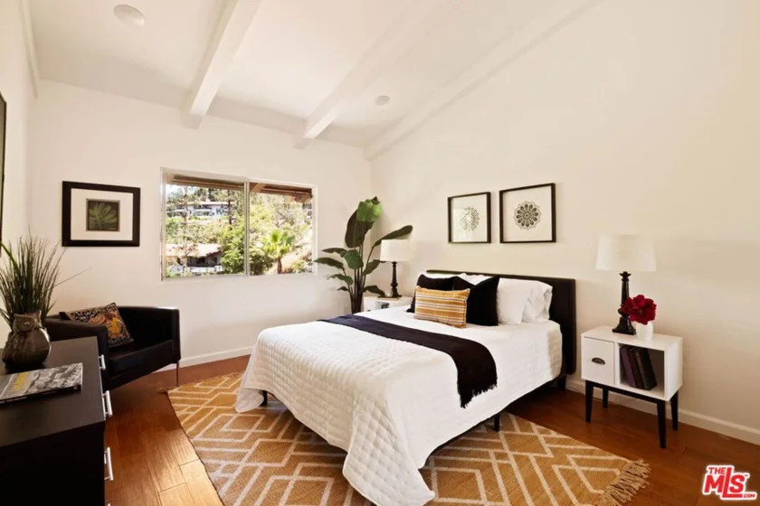 2700 Cahuenga Boulevard #4303 photo 14
