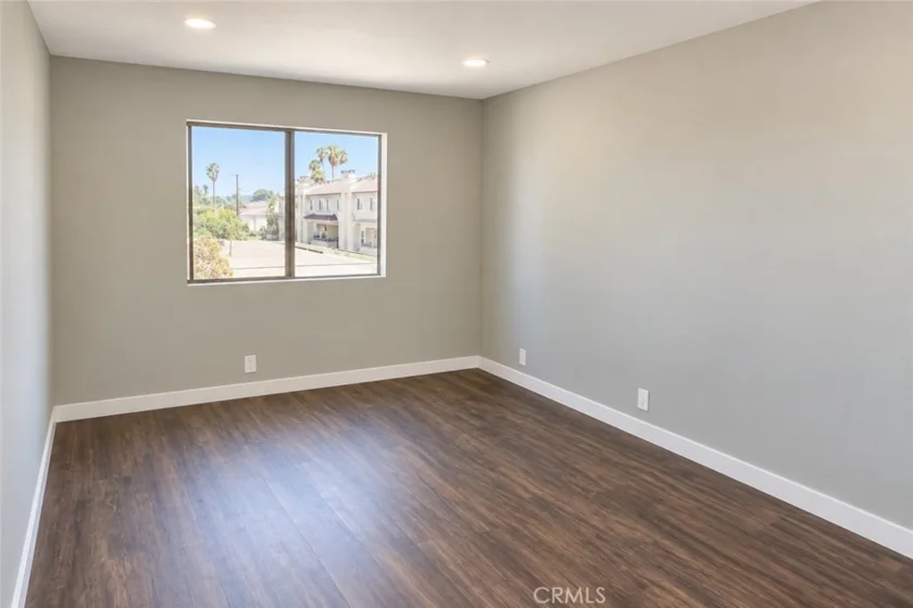 3565 Linden #237 photo 6