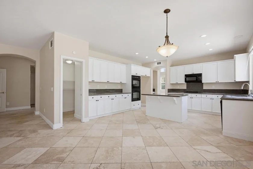 23531 Hobart Court photo 17