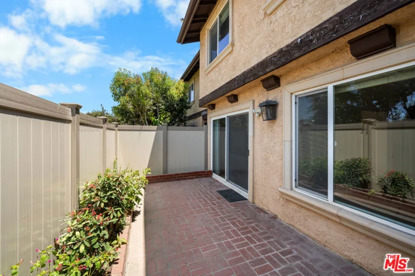 12334 Runnymede Street #5 photo 18