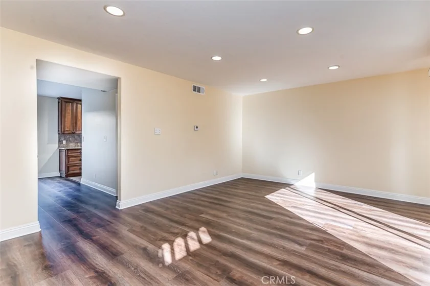 8141 Firth photo 2