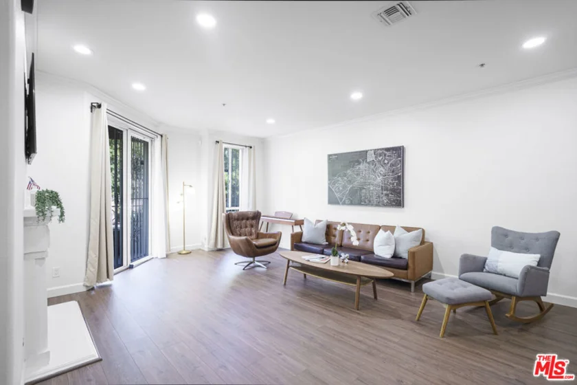 333 Westminster Avenue #104 photo 3