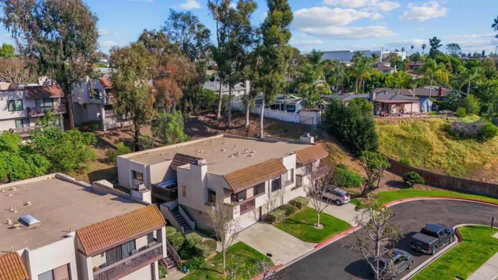 5245 Reservoir Drive photo 43