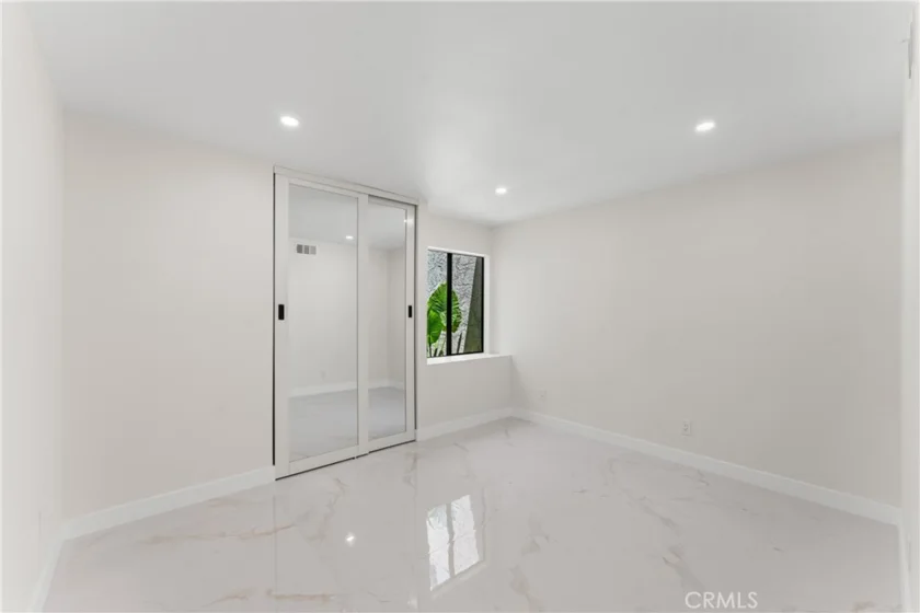 77 Barmore Court photo 17