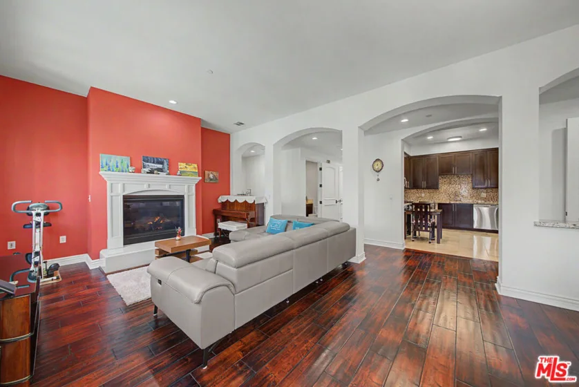 5057 Maplewood Avenue #PH4 photo 33