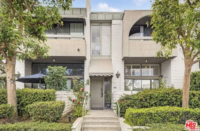 5305 White Oak Avenue #F photo 13