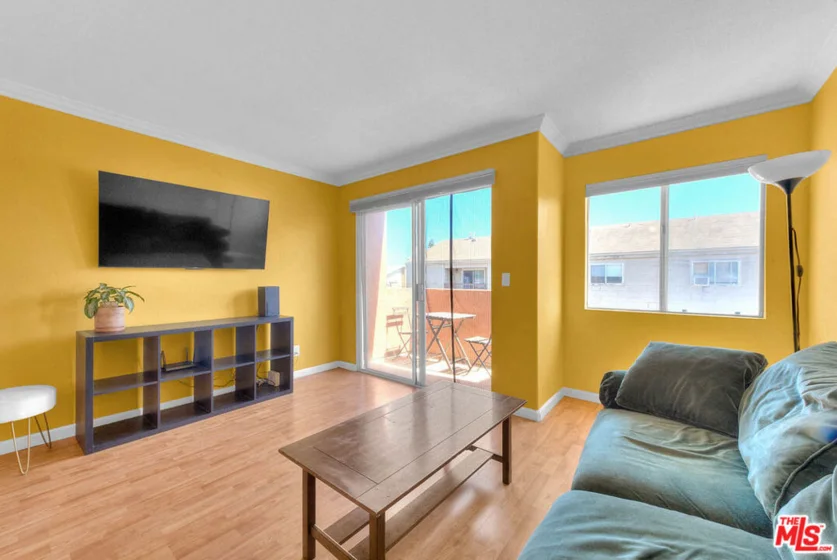 1485 Obispo Avenue #6 photo 1