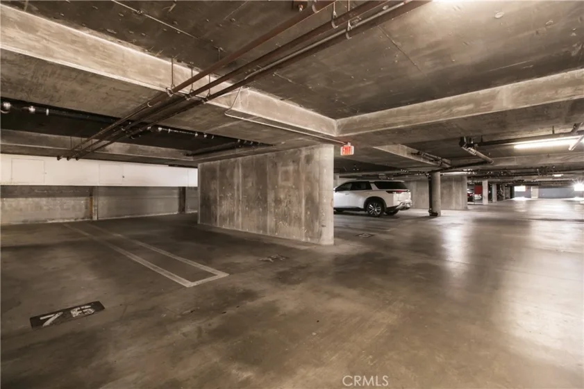 5440 Lindley Avenue #310 photo 24
