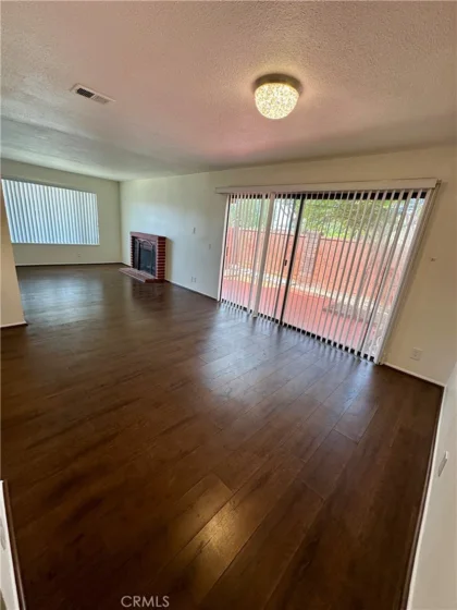 835 W Orangewood photo 8