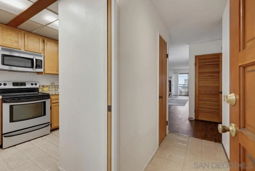917 Torrance Street #1 photo 6