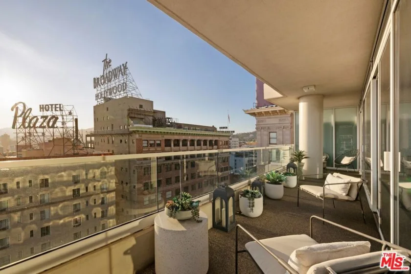 6250 Hollywood Boulevard #14H photo 31