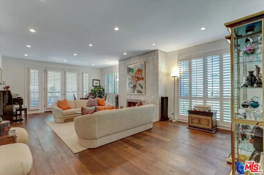 148 S Crescent Drive #101 photo 5
