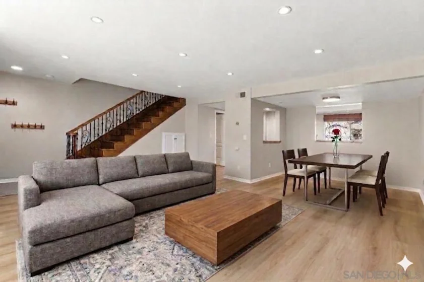 835 E Avenue #B photo 7