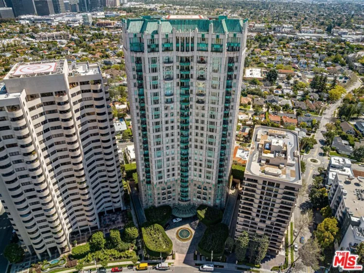 10580 Wilshire Boulevard #2 photo 31