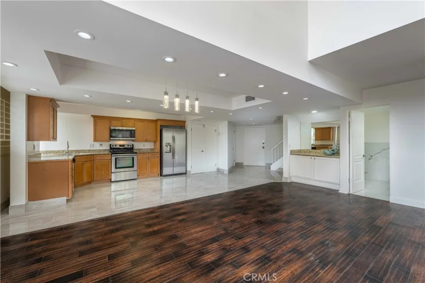 10590 Wilshire Boulevard #305 photo 6
