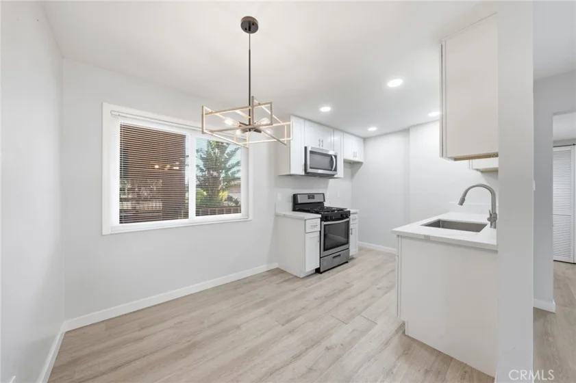 6600 Warner #205 photo 8