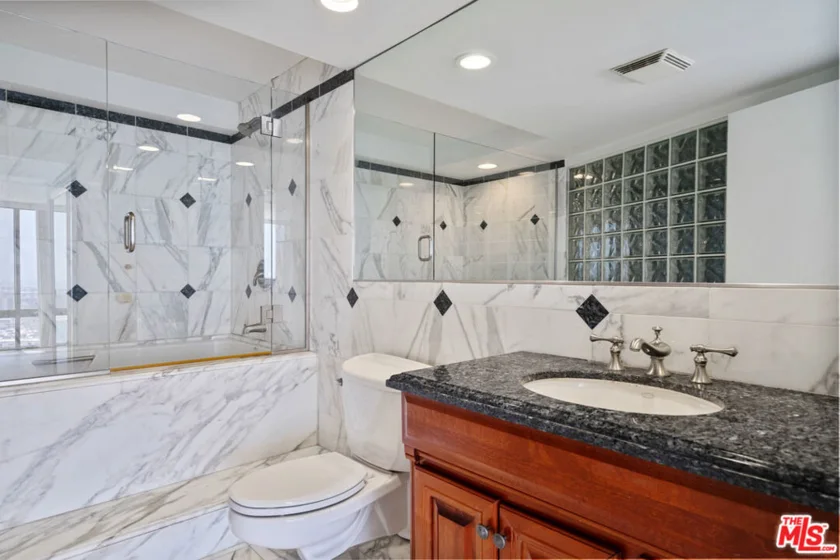 4314 Marina City Drive #1118 photo 31