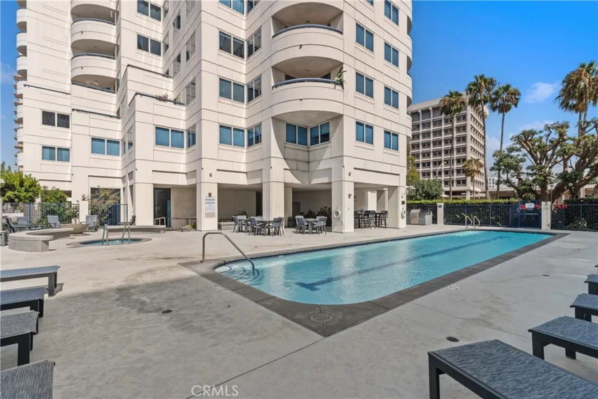 525 E Seaside #710 photo 27